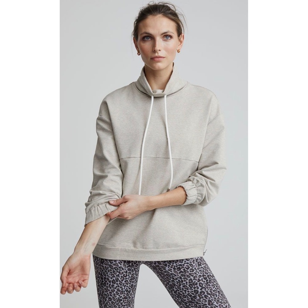 Varley‎ Warwick Sweatshirt Size Medium Excellent Condition